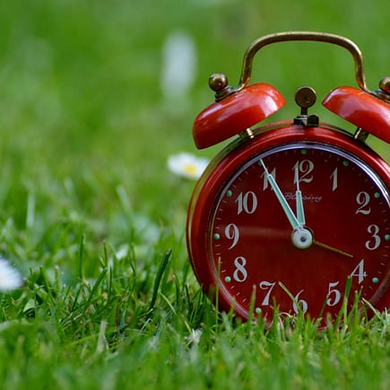 the-eleventh-hour-disaster-alarm-clock-clock.jpg